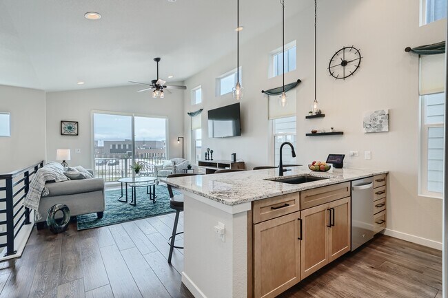 Spacious Main Living Area - 8720 Wolf Valley Dr