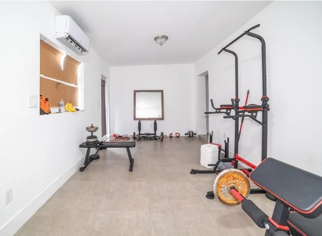 Foto del edificio - 1642 SW 7th St