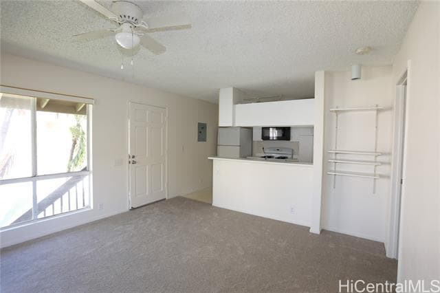 Building Photo - 91-203-203 Hanapouli Cir
