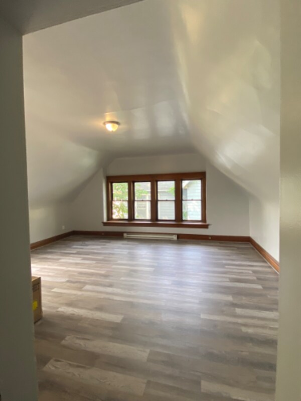 Building Photo - 306 N Jefferson St