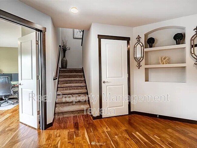 Building Photo - 4352 Castlerock Dr