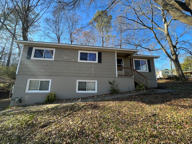 Primary Photo - 5830 Walnut Grove Rd