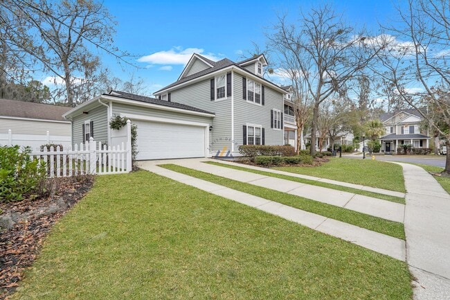 Building Photo - 76 Westbury Park Way