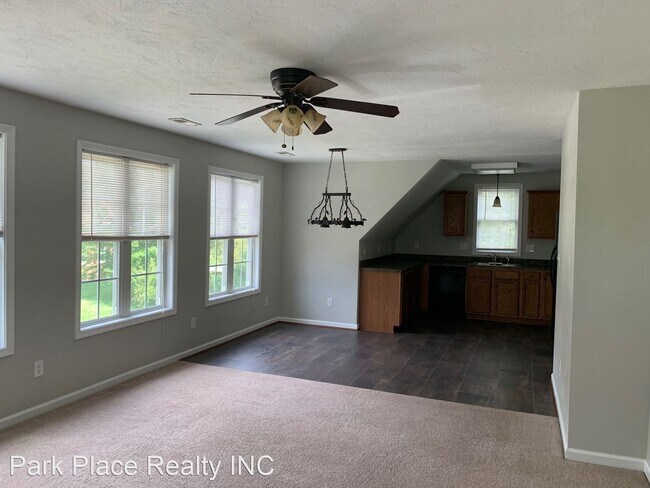 Foto del edificio - 2 br, 2 bath House - 704 Mecca Street NE