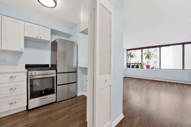 Foto del edificio - 2800 N Lake Shore Dr