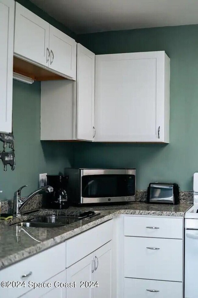 Foto del edificio - 614 Shady Ln