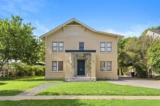 Building Photo - 1516 Bonnie Brae St