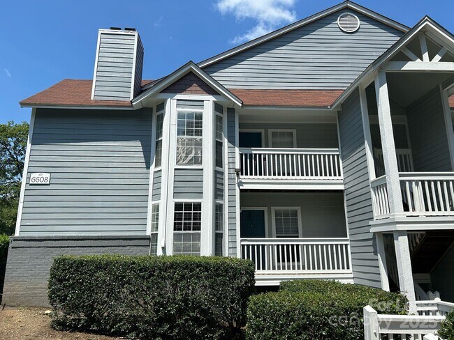 Foto del edificio - 6609 Reafield Dr