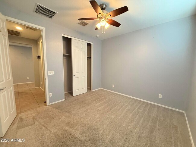 Foto del edificio - 943 W Danish Red Trail