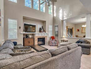 Building Photo - 83 Scarlet Woods Ct