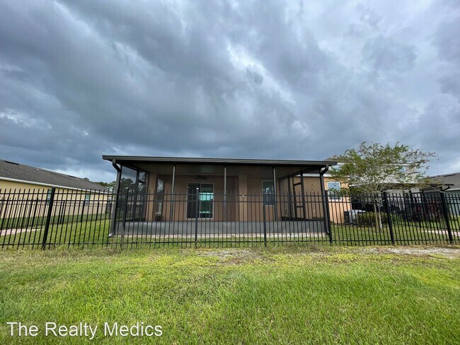 Building Photo - 4 br, 2 bath House - 3256 Stratton Circle