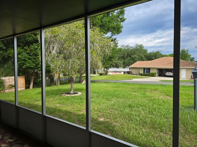 Foto del edificio - 412 Sunset Rd