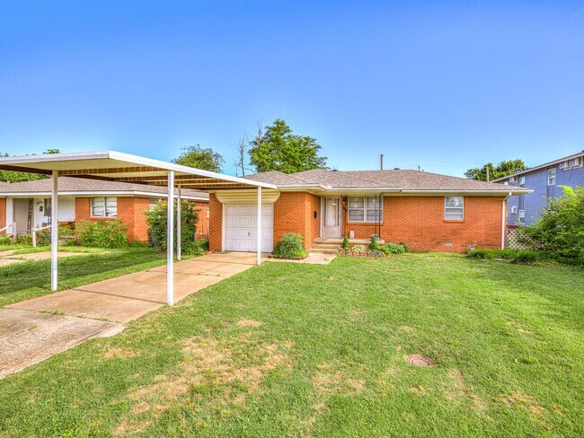 Building Photo - Fully Remodeled home in the heart of Edmon...