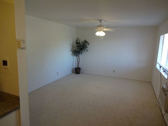 Building Photo - 3226 Northgate Blvd