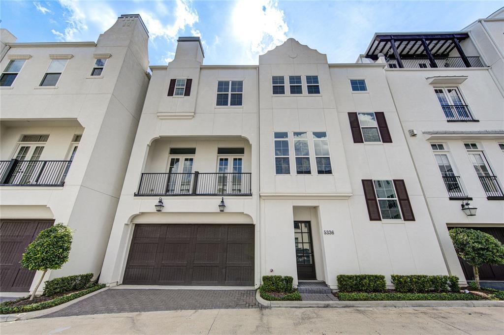 Foto principal - 5336 Chandler St