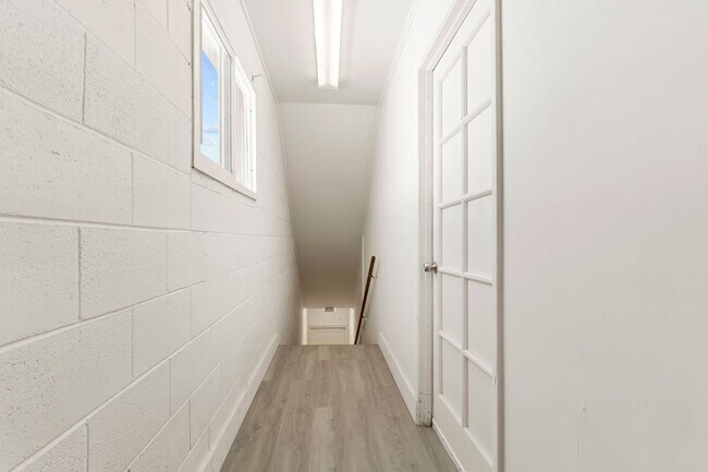 Foto del edificio - 428 Basin St NW