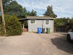 Building Photo - 14984 Putnam Ln