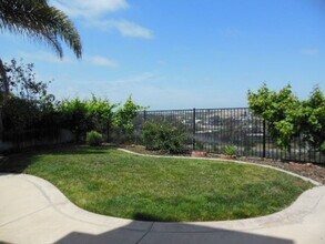 Building Photo - 1496 Sapphire Dr