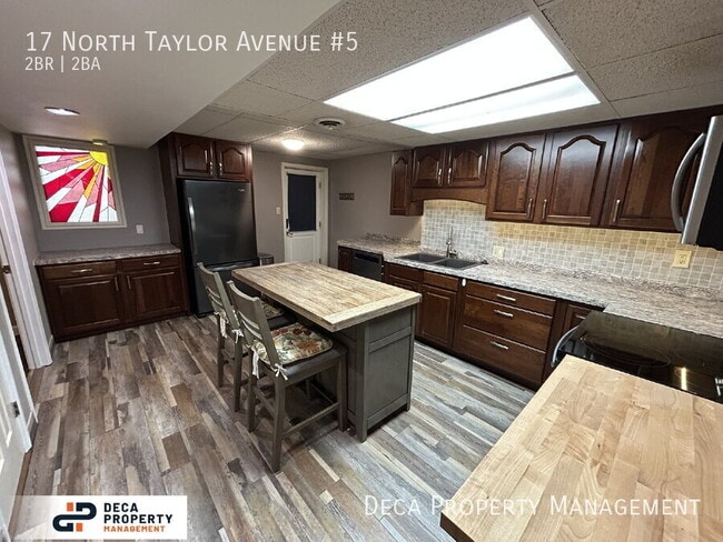 Building Photo - 17 N Taylor Ave