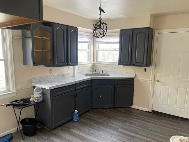 Foto del edificio - 4531 Woodward St