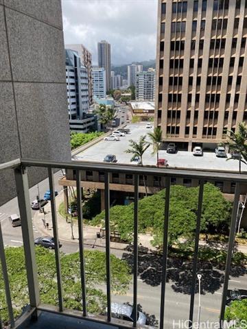 Building Photo - 1617 Kapiolani Blvd