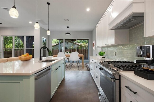 Foto del edificio - 1107 Stobaugh St