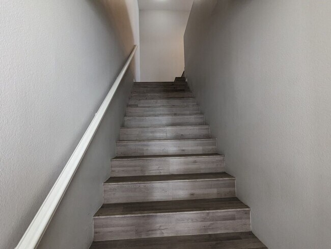 Foto del edificio - 9303 Gilcrease Ave