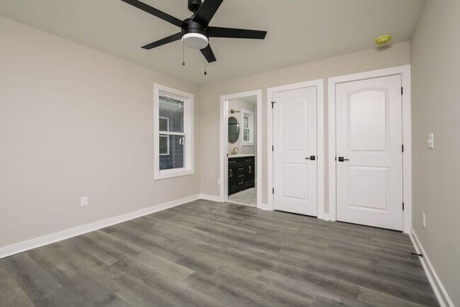 Foto del edificio - Close to Downtown Durham Brand New Construction