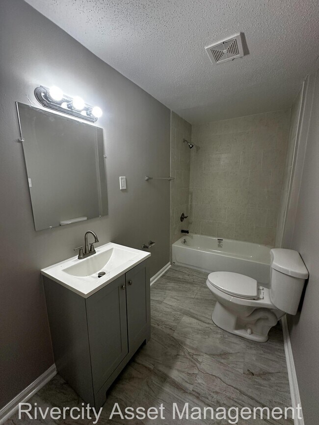 Building Photo - 3063 Redbud Rd