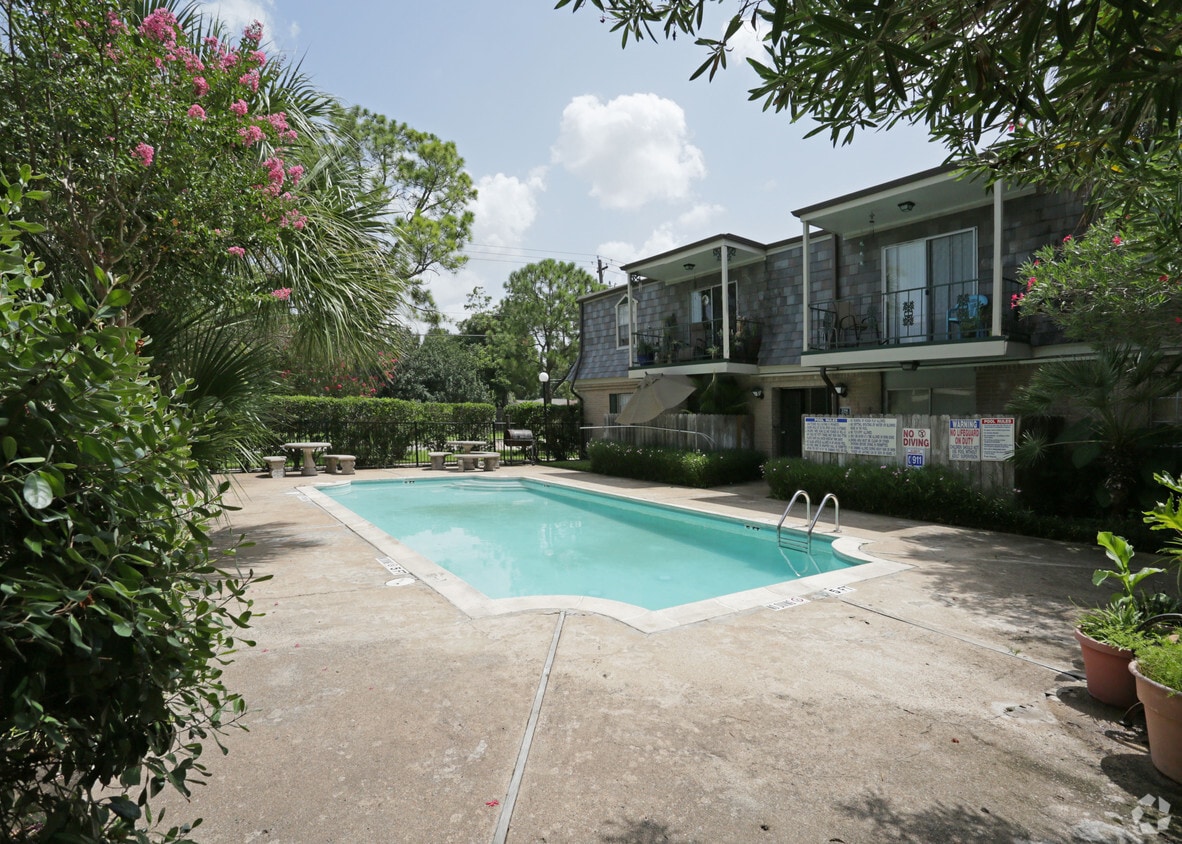 Brittany Place Apartments Apartments in Houston, TX