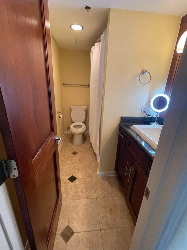 Foto del edificio - 3525 Sage Rd