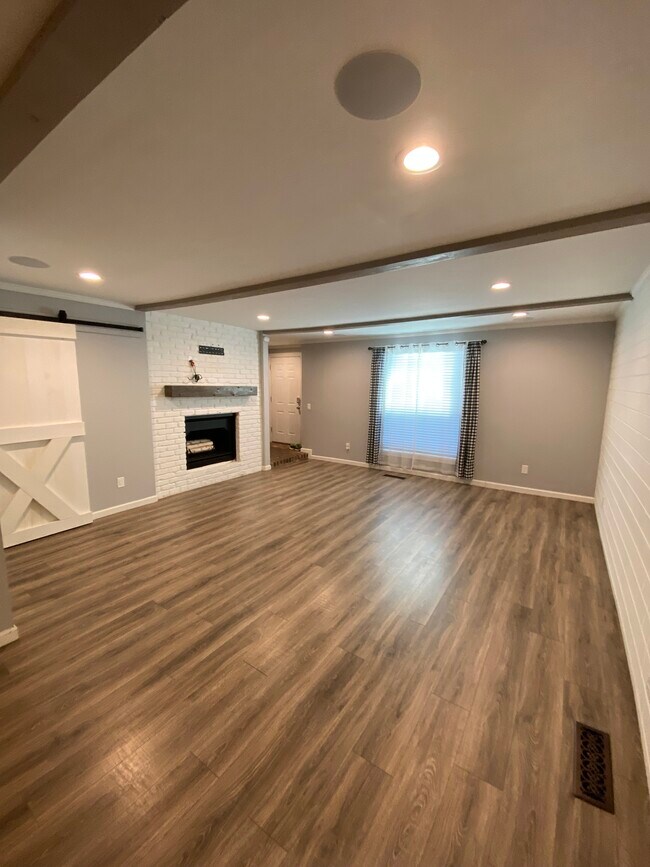 3321 Green Wing Ct, Oklahoma City, OK 73120 Townhome Rentals in