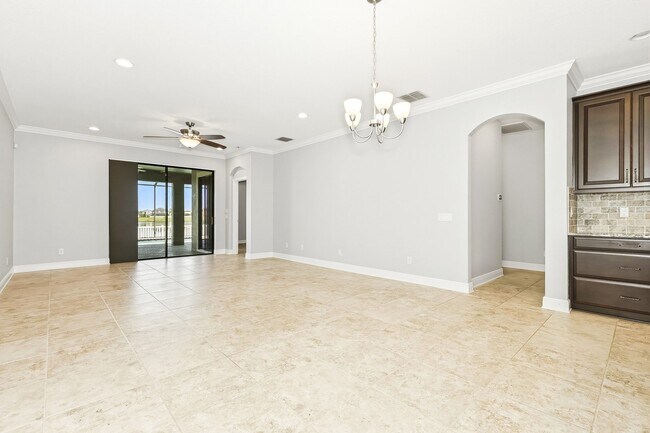 Foto del edificio - 19367 Long Lake Ranch Blvd