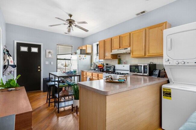 Foto del edificio - 1152 W Taylor St