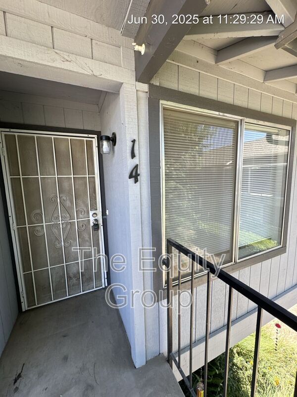 Foto principal - 703 E Noble Ave