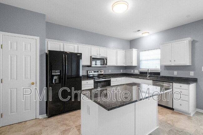 Building Photo - 9707 Mallard Glen Dr