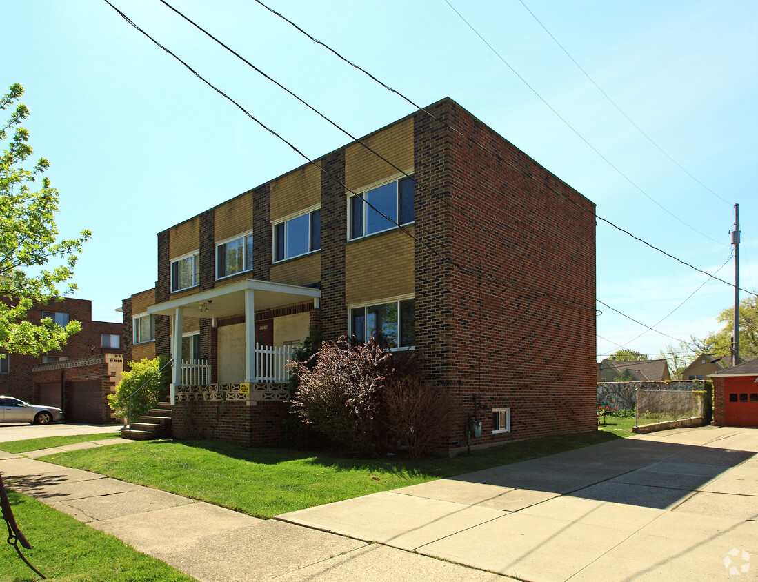 Building Photo - 17516 Neff Rd