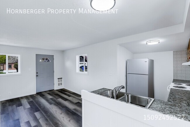 Foto del edificio - Remodeled home with option to rent a shop!