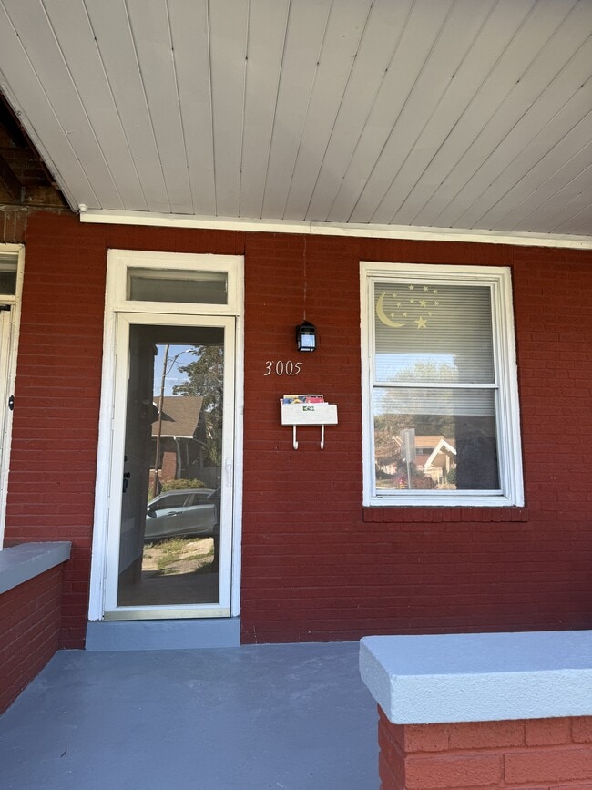 Foto del edificio - 3005 Derry St
