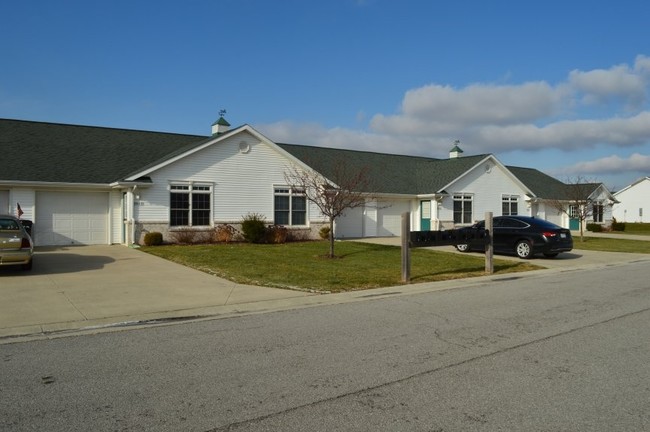Building Photo - 9958 Heritage Dr