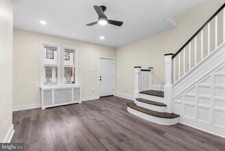 Building Photo - 1748 N Lindenwood St
