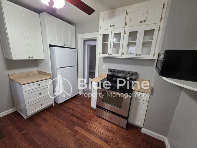 Foto del edificio - 328 11th St