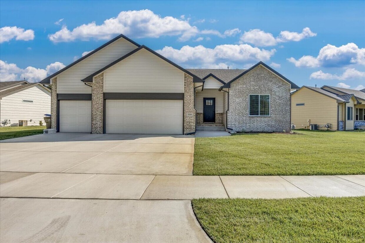 Foto principal - 3110 E Shoffner St