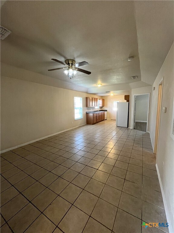 Foto del edificio - 1149 Misty Acres Dr