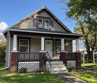 Building Photo - 2703 Denver Ave
