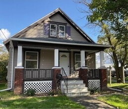 Building Photo - 2703 Denver Ave