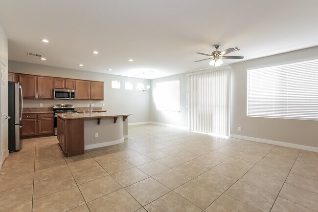 Foto del edificio - 7532 Port Orchard Ave