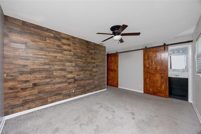 Building Photo - 4514 S Shamrock Rd