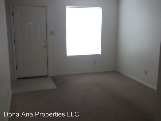 Building Photo - 2 br, 1 bath Apartment - 637 Foster