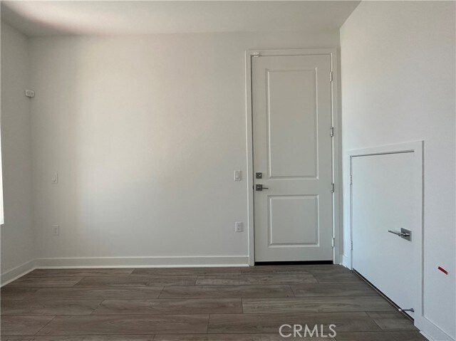 Foto del edificio - 322 Tank